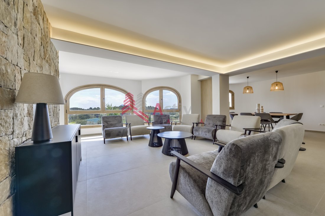 Villa in France 2 - 15525370