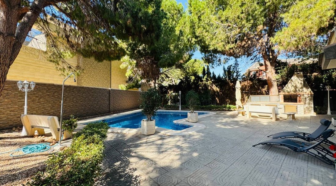 Villa in Quesada, Rojales, Land Valencia 2 - 15523343