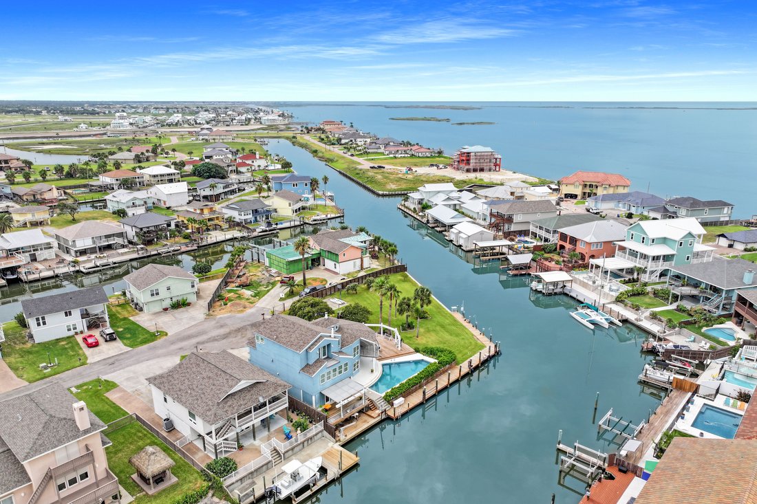 House in Aransas Pass, Texas, United States 3 - 15525032
