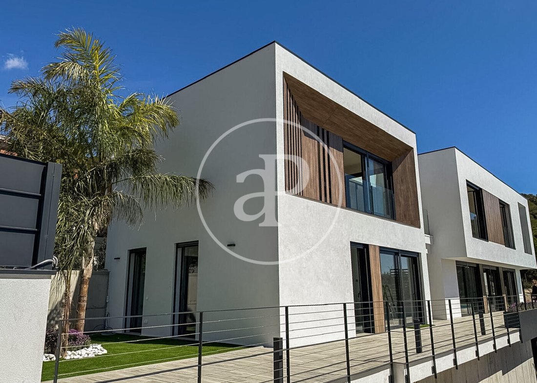 Villa a Teià, Catalogna, Spagna 3 - 15527149