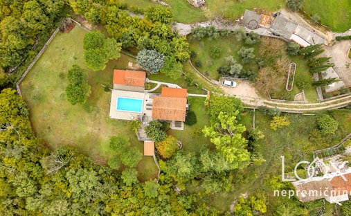 House in Zupanje, Primorje-Gorski Kotar County, Croatia 1