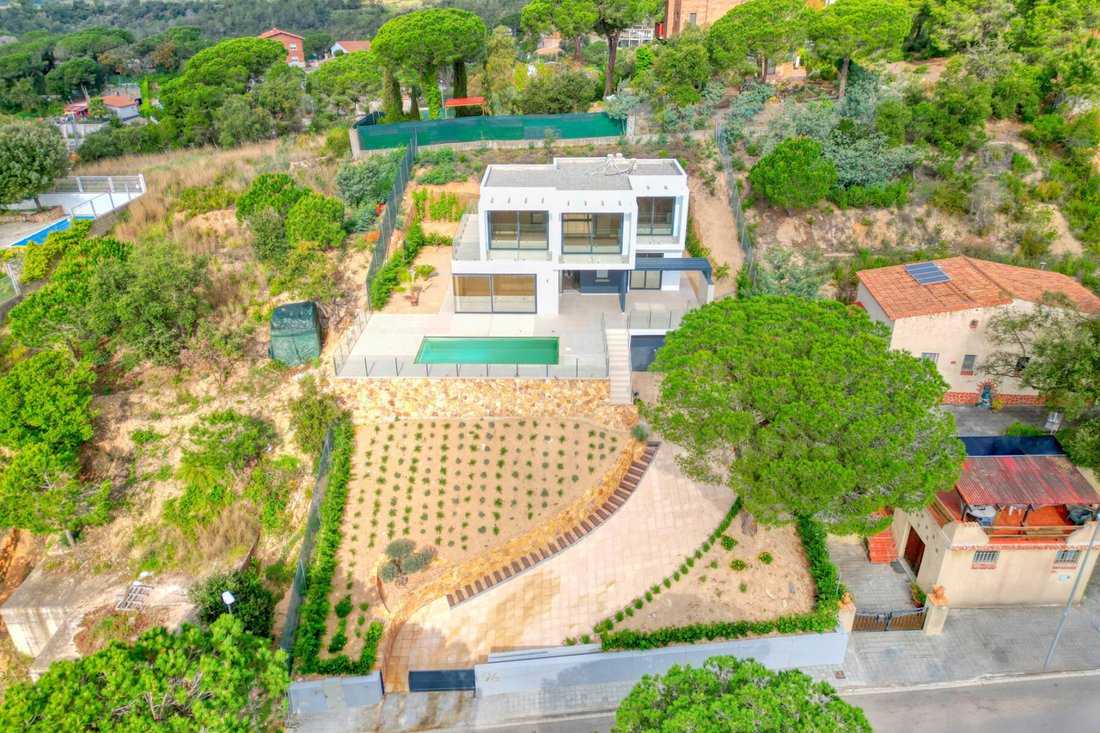 House in Lloret de Mar, Catalonia, Spain 4 - 15528097