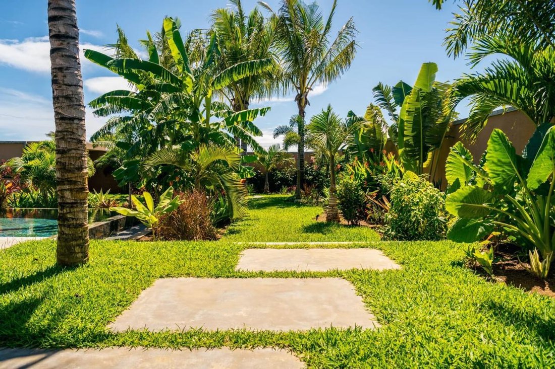 Villa in Grand Baie, Rivière du Rempart District, Mauritius 4 - 15528285