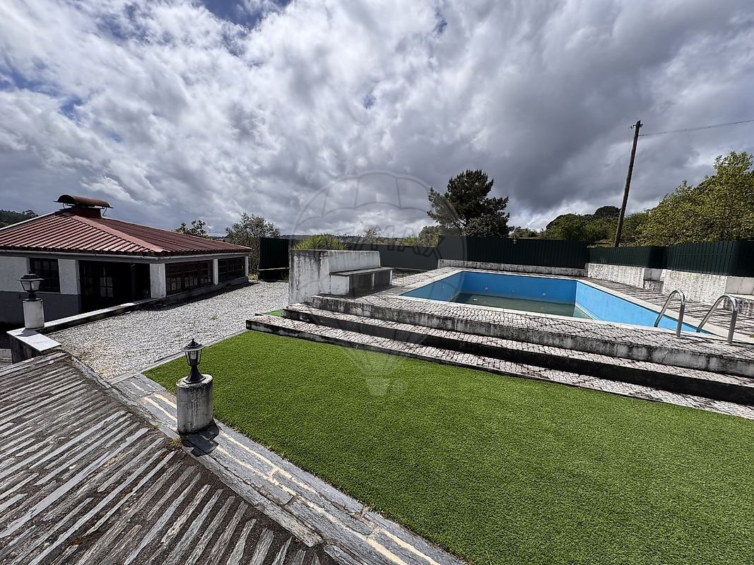House in Boa Aldeia, Farminhao e Torredeita, Viseu District, Portugal 1 - 15528541