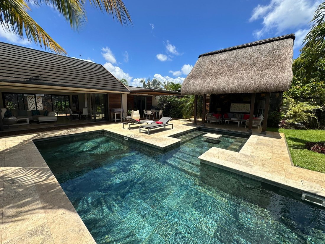 Villa in Grand Baie, Rivière du Rempart District, Mauritius 2 - 15171809