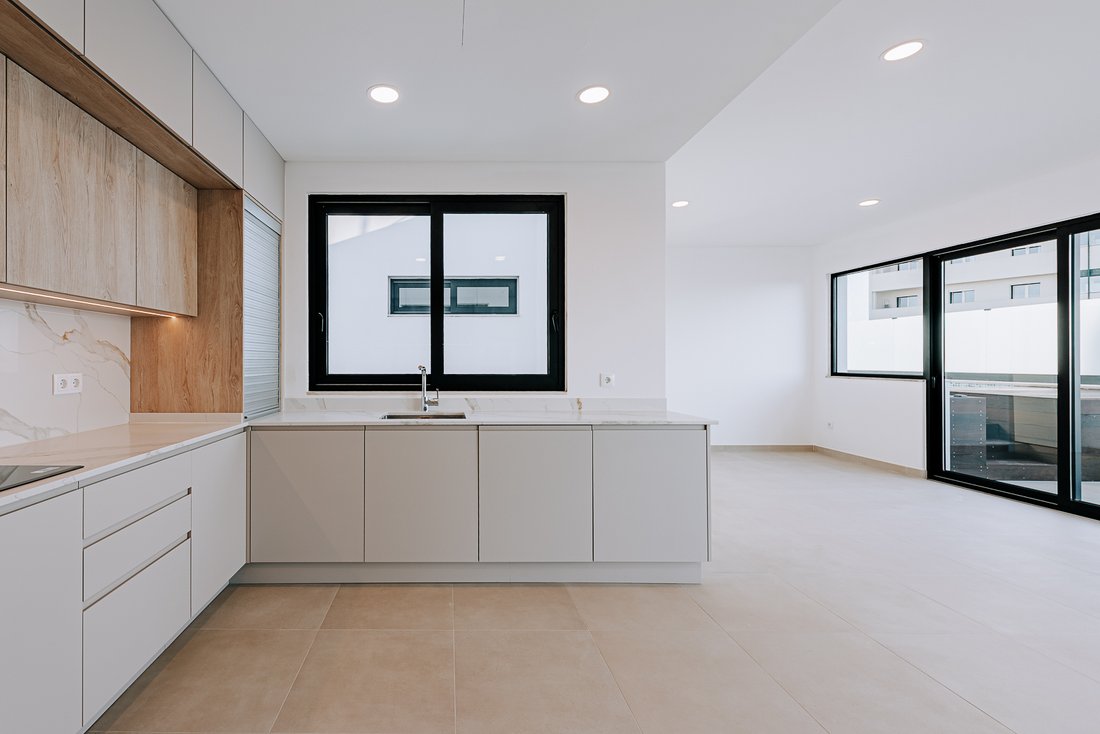 Penthouse in Faro (Se e Sao Pedro), Algarve, Portugal 1 - 15288592
