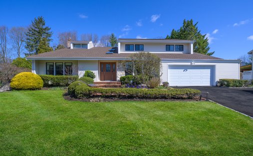 House in Muttontown, New York, United States 1