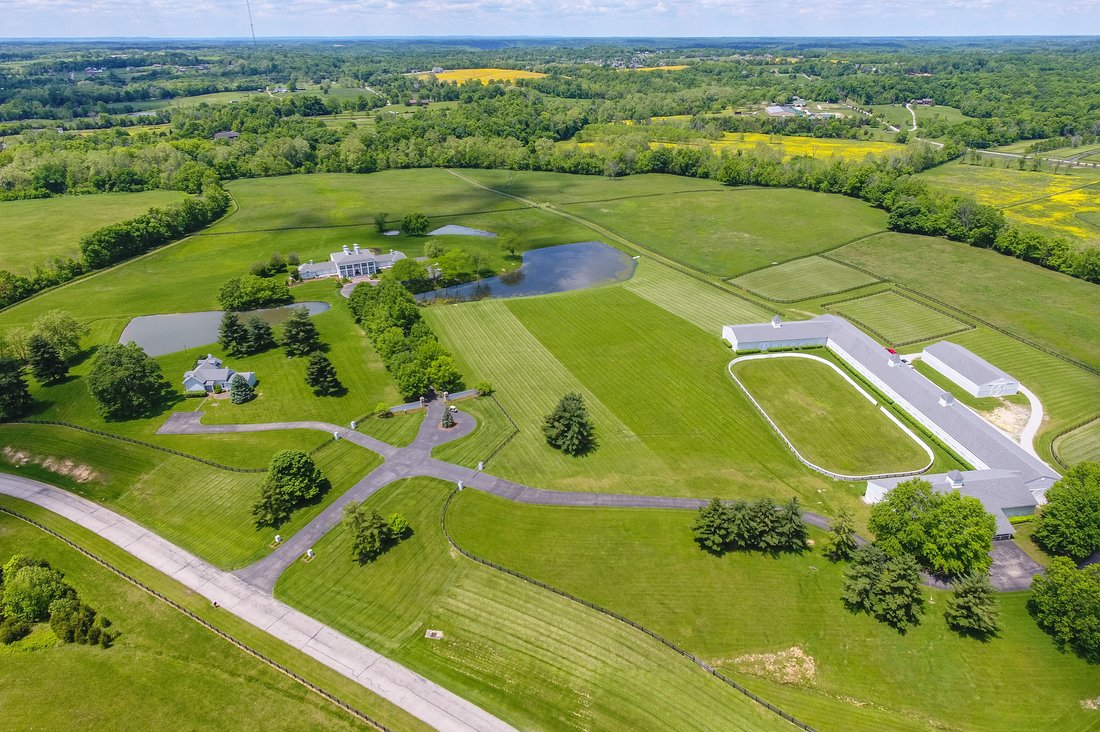 House in La Grange, Kentucky, United States 1 - 15529333