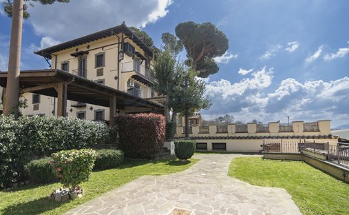 Villa in Palestrina, Lazio, Italy 1