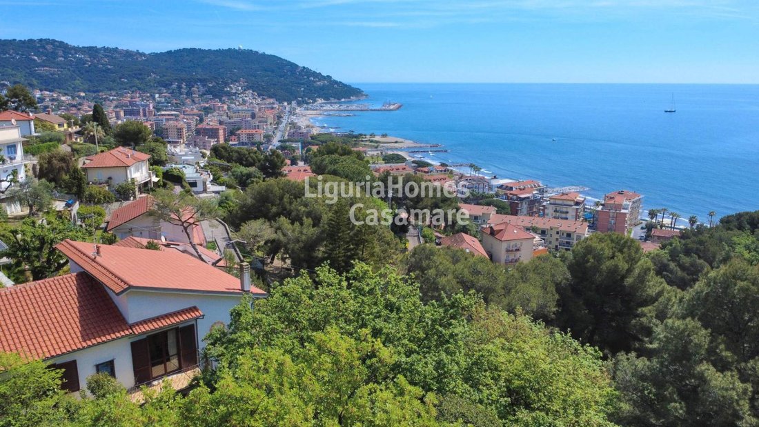 Villa in Andora, Liguria, Italy 2 - 15531576