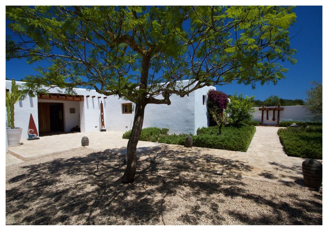 Villa in Santa Gertrudis de Fruitera, Santa Eularia des Riu, Balearic Islands 4 - 15529944