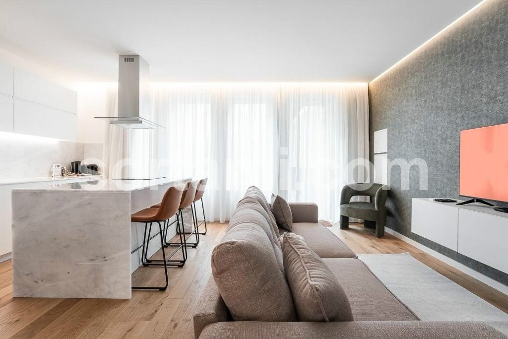 Apartment in Cedofeita, Santo Ildefonso, Se, Miragaia, Sao Nicolau e Vitoria, Porto District, Portugal 2 - 15531966