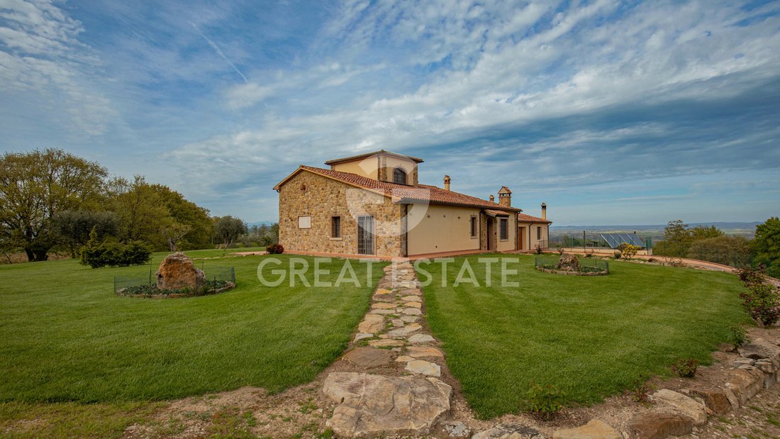 Estate in Manciano, Tuscany, Italy 1 - 15531680
