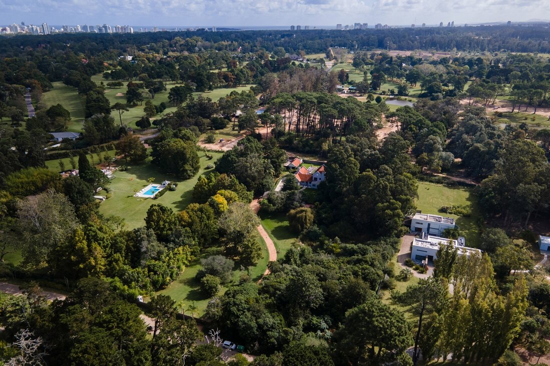 House in Punta del Este, Maldonado Department, Uruguay 2 - 15530740