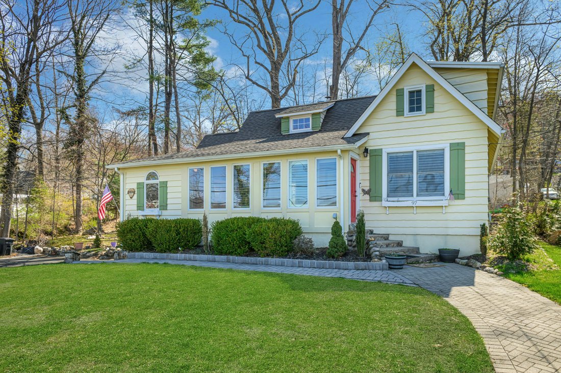 House in Sparta, New Jersey, United States 3 - 15530733