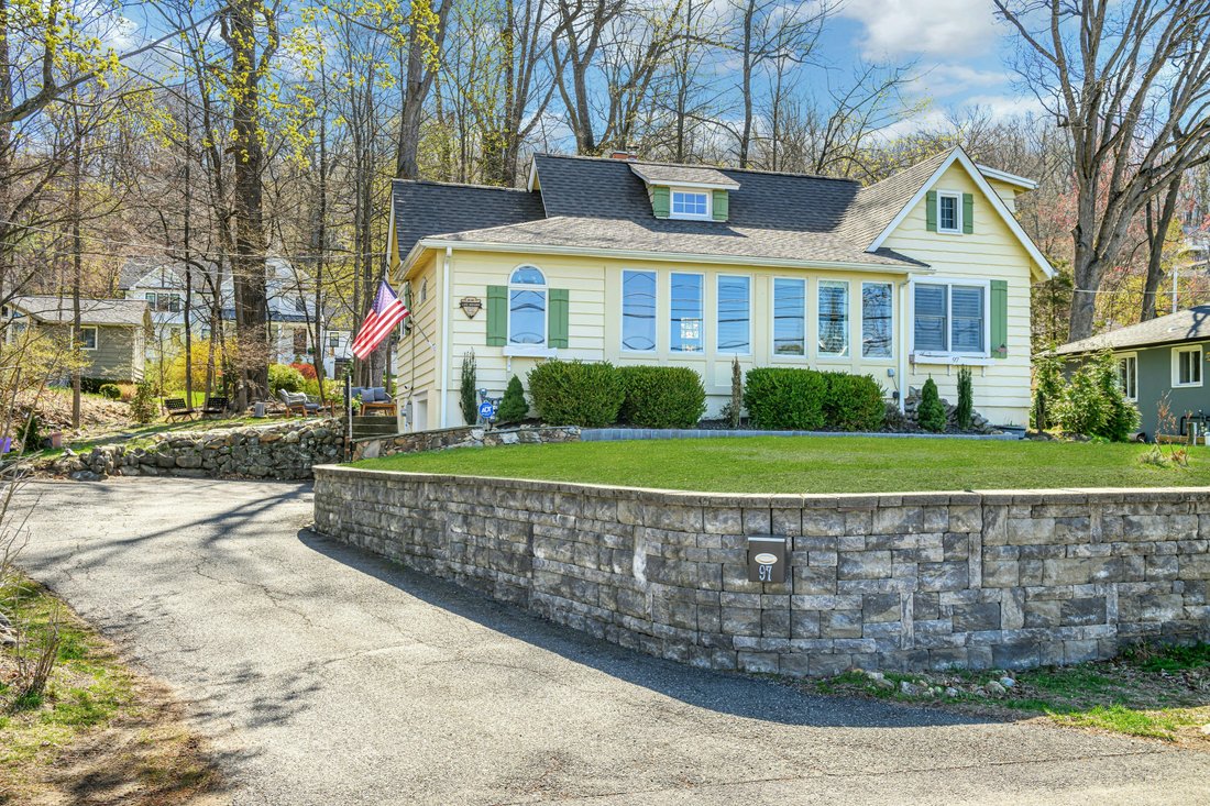 House in Sparta, New Jersey, United States 4 - 15530733