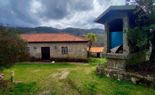 Farm Ranch in Resende, Viseu, Portugal 1