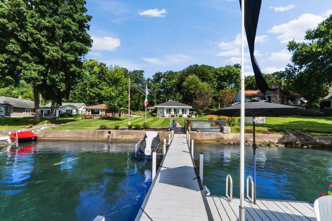 House in Delavan, Wisconsin, United States 2 - 15533260