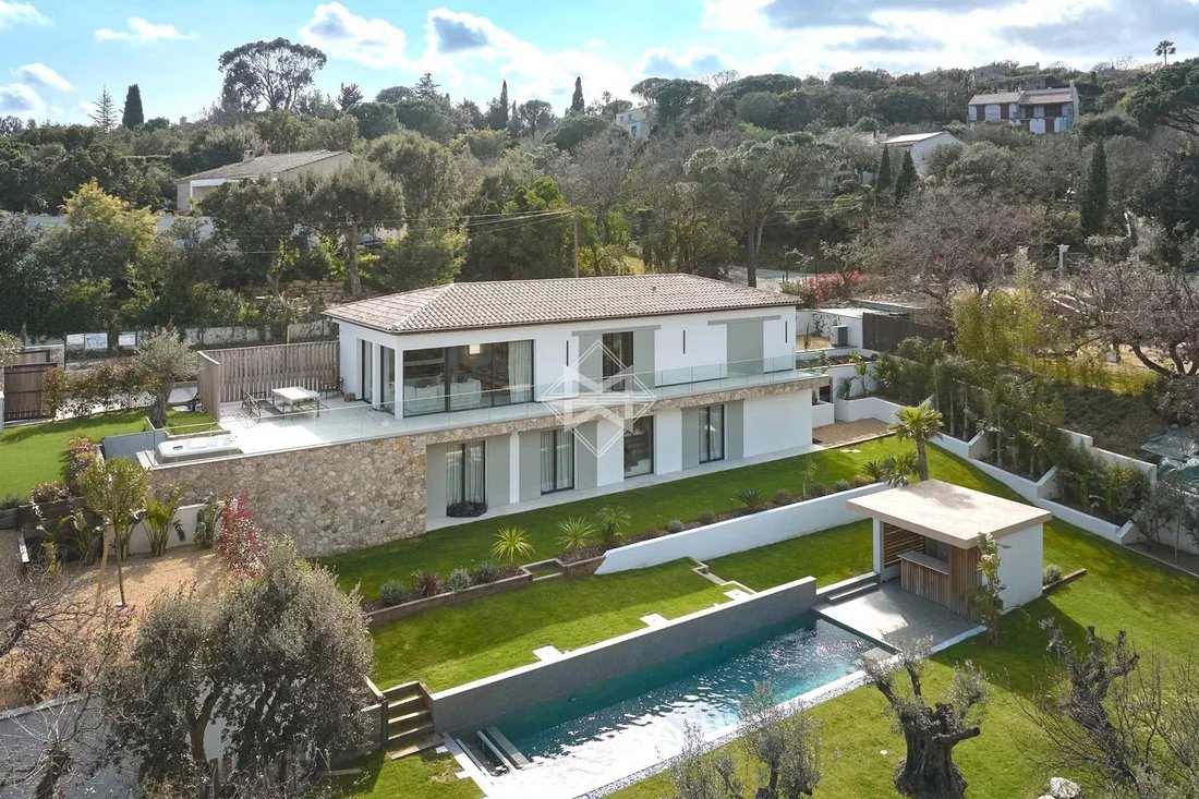 Villa in Grimaud, Provence-Alpes-Côte d'Azur, France 5 - 15530114