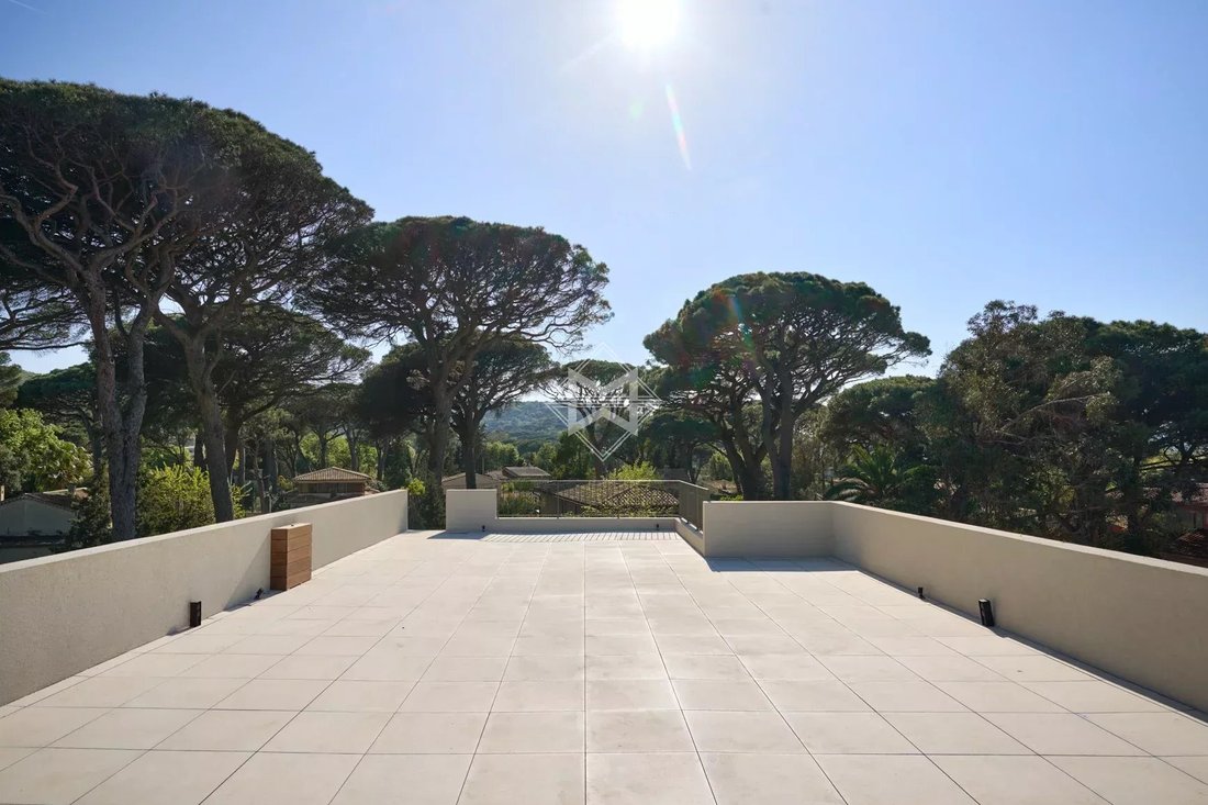 Villa in French Riviera, Provence-Alpes-Côte d'Azur, France 4 - 15530120