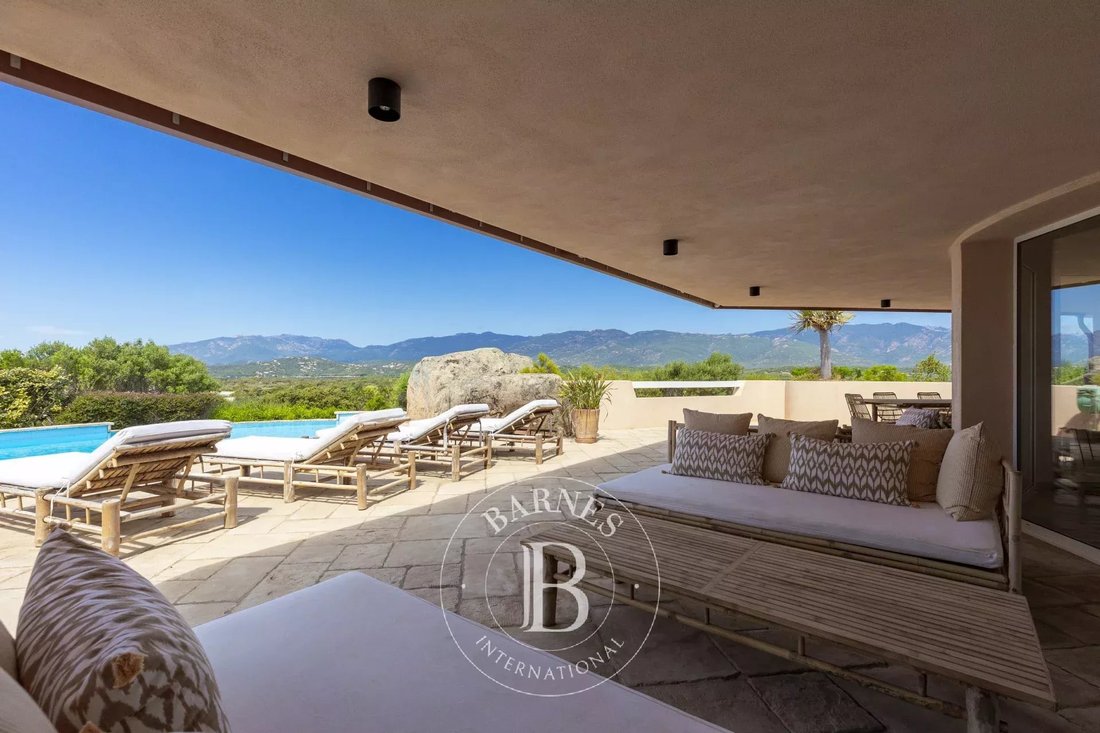 Villa in Lecci, Corsica, France 5 - 12953253