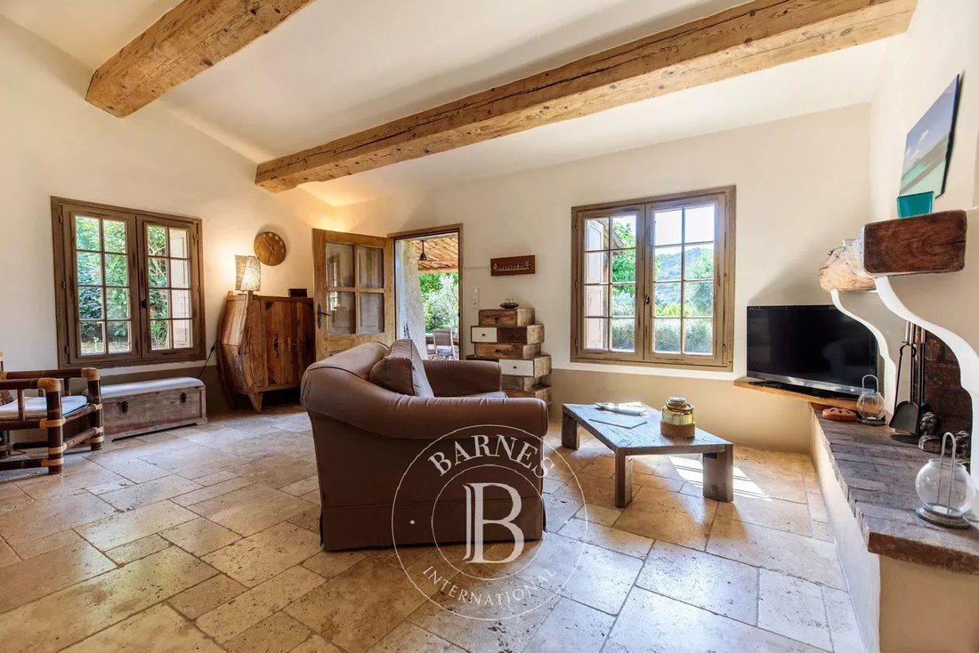 Villa in Porto-Vecchio, Corsica, France 5 - 12952429