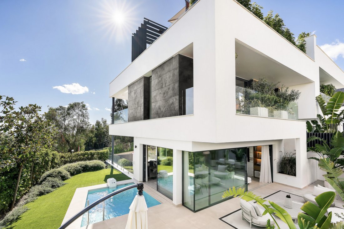 Villa in Sierra Blanca, Marbella, Spain 2 - 15533409