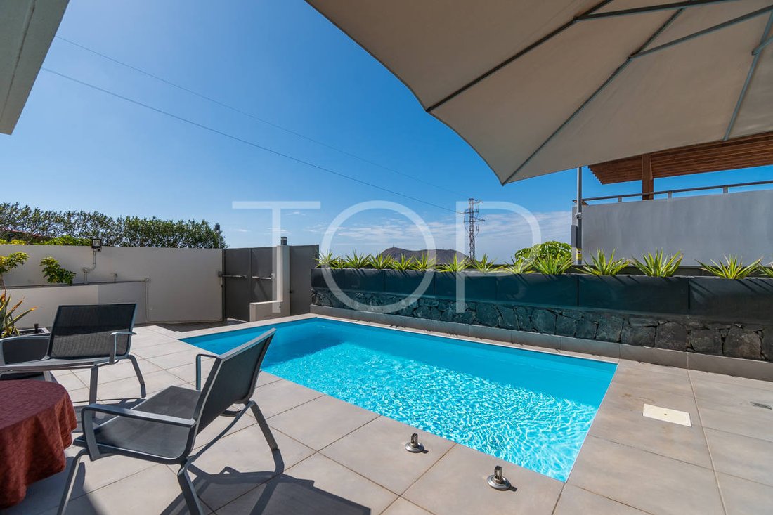 Villa in Arona, Canary Islands, Spain 2 - 15533434