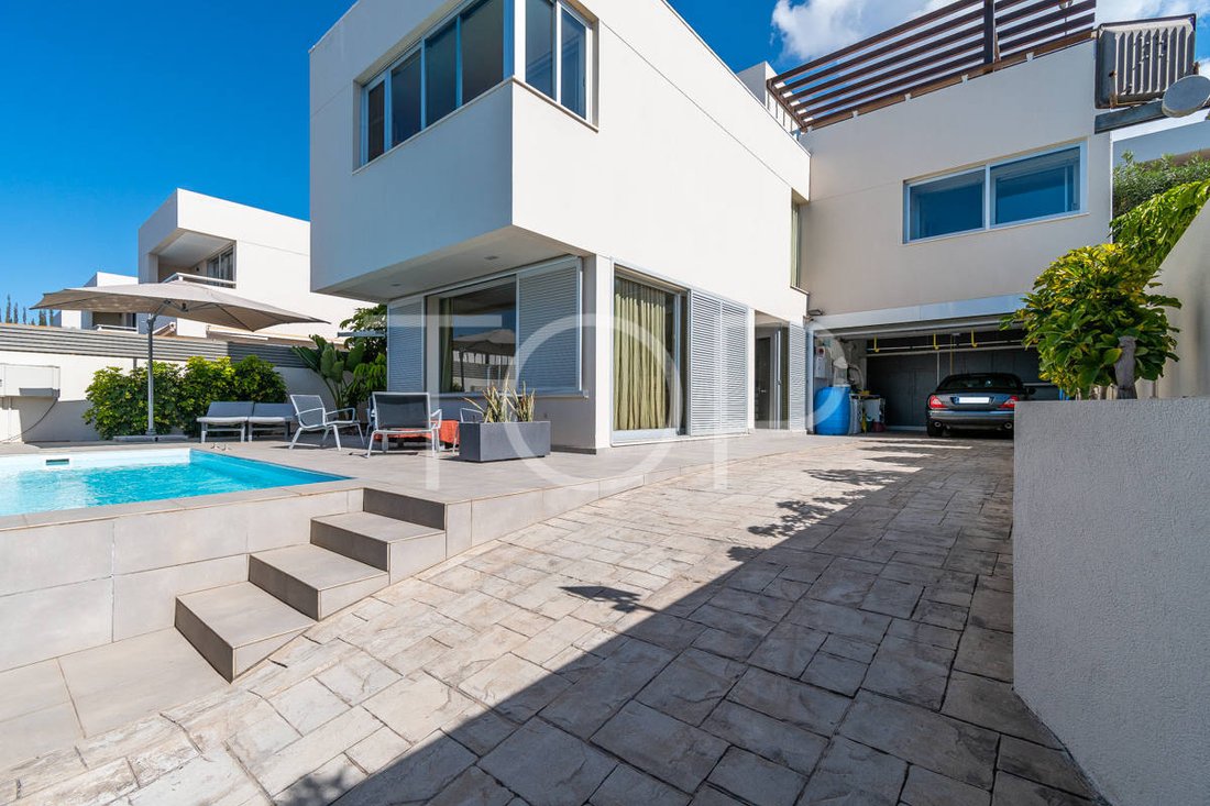 Villa in Arona, Canary Islands, Spain 1 - 15533434