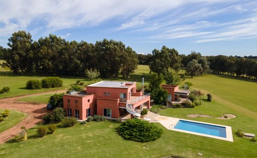 Farm Ranch in Laguna de los Cisnes-Lomas del Sauce, Maldonado Department, Uruguay 1