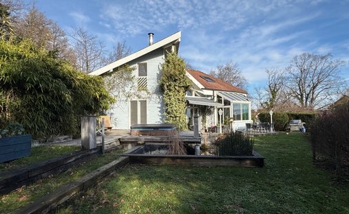 House in Échenevex, Auvergne-Rhône-Alpes, France 1