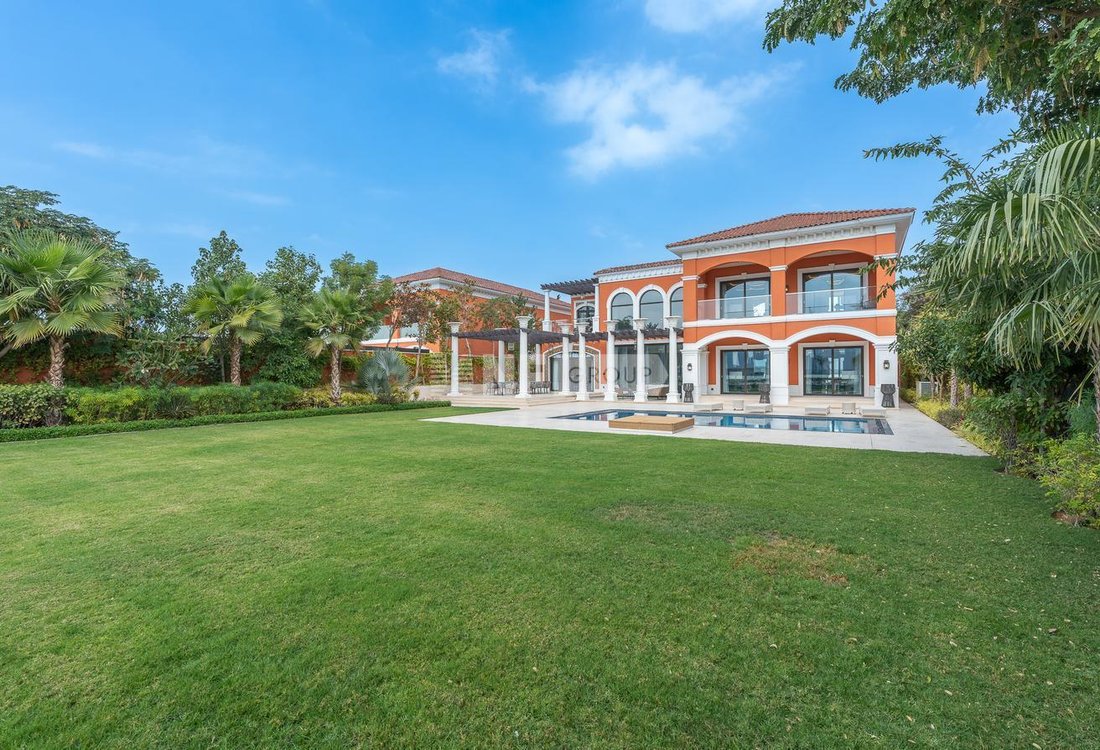 Villa in Palm Jumeirah, Dubai, United Arab Emirates 1 - 15534783
