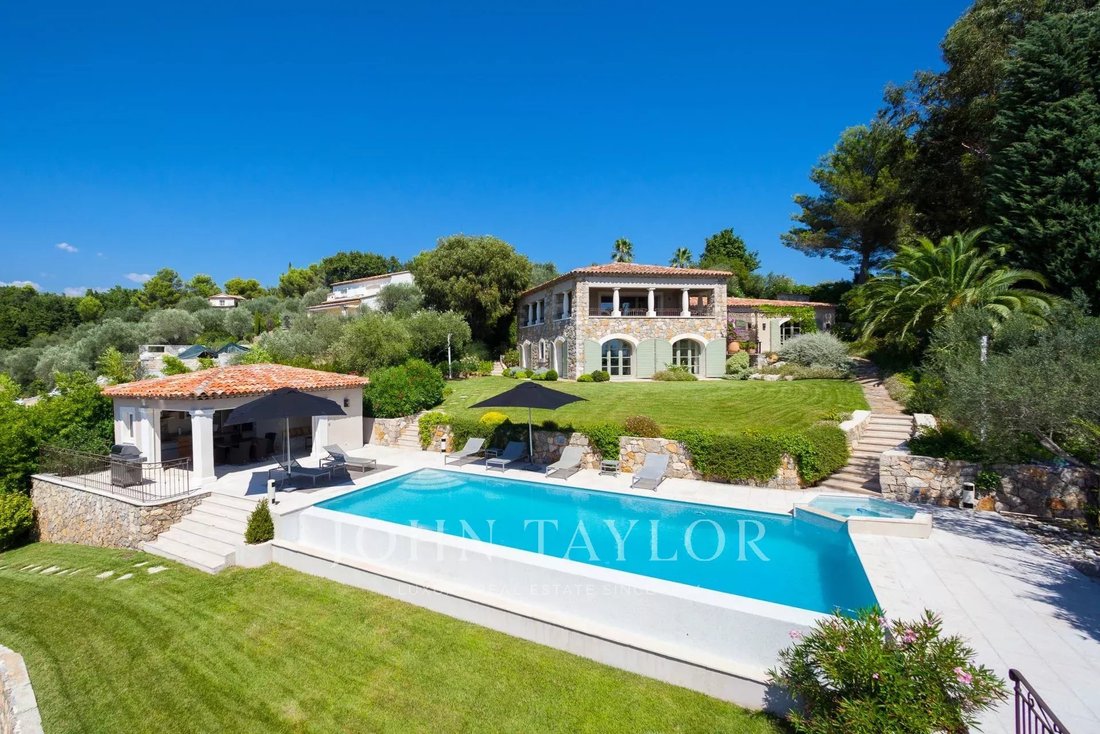 House in Mougins, Provence-Alpes-Côte d'Azur, France 2 - 10756477