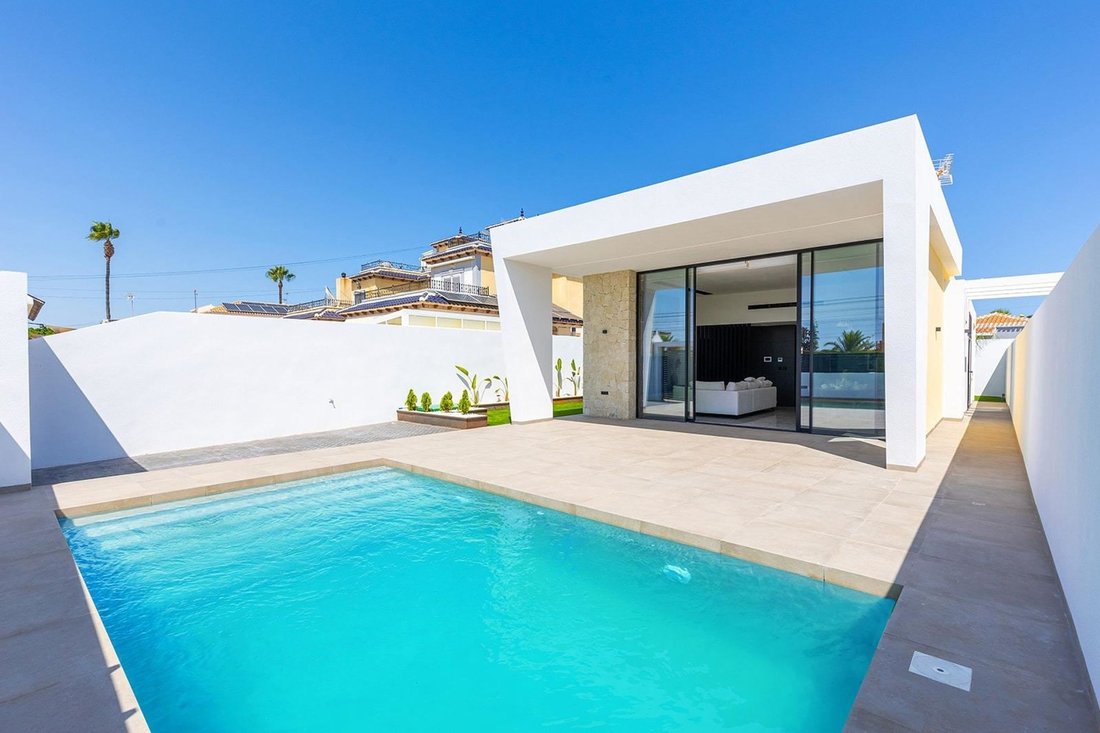 Villa à Torrevieja, Valence, Espagne 2 - 15534946
