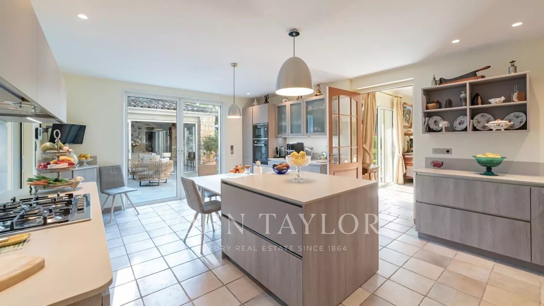 House in Mougins, Provence-Alpes-Côte d'Azur, France 5 - 15036996