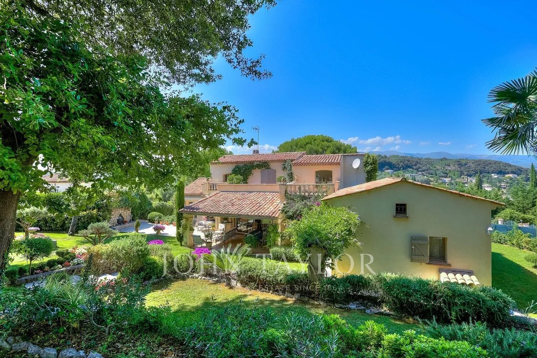 House in Village-Saint Julien-Saint Pierre, Biot, France 1 - 14335196