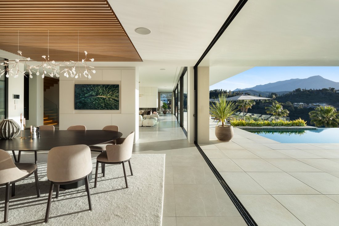 Villa in El Madroñal, Benahavis, Spain 3 - 15535038