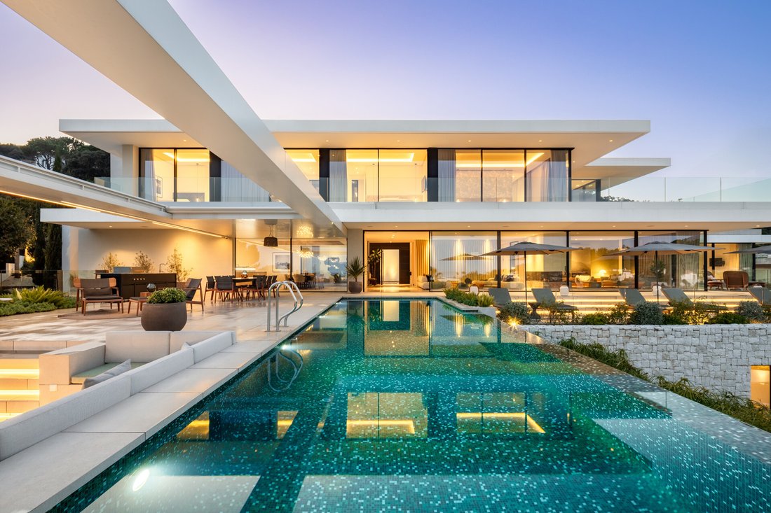 Villa in El Madroñal, Benahavis, Spain 1 - 15535038