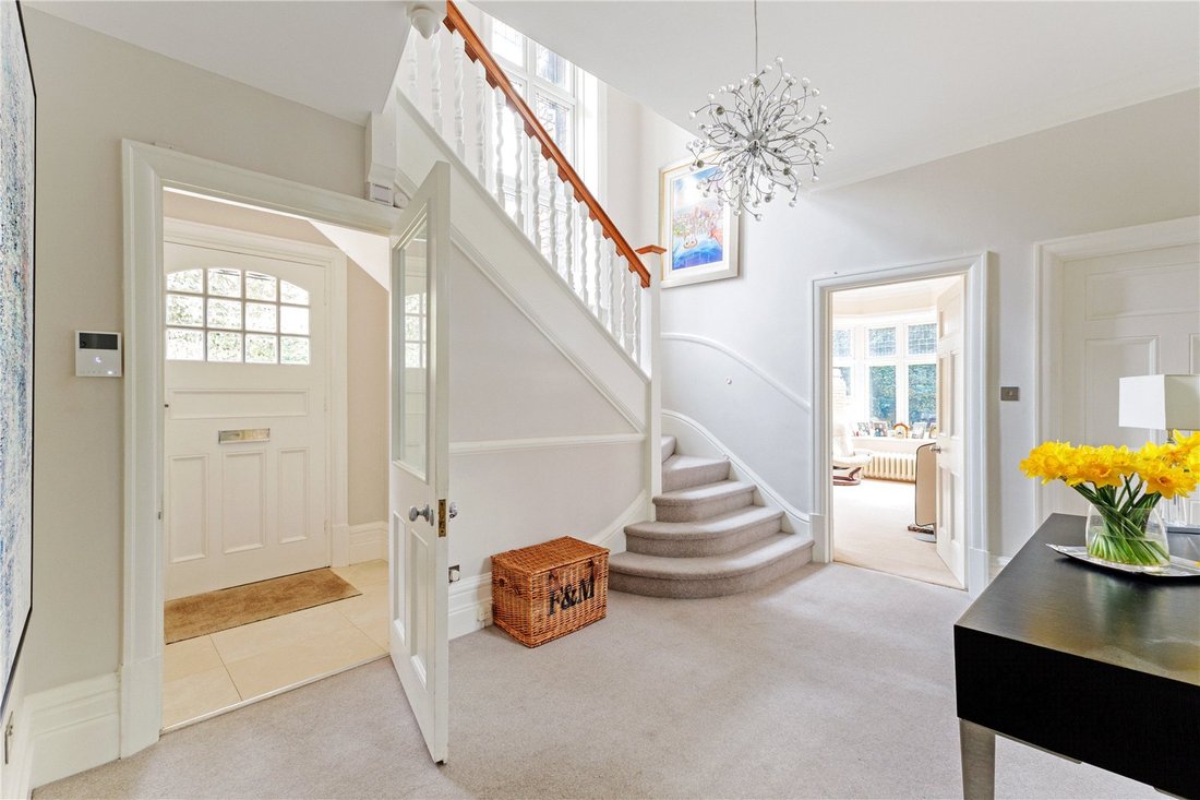 House in Croxley Green, England 5 - 15534828