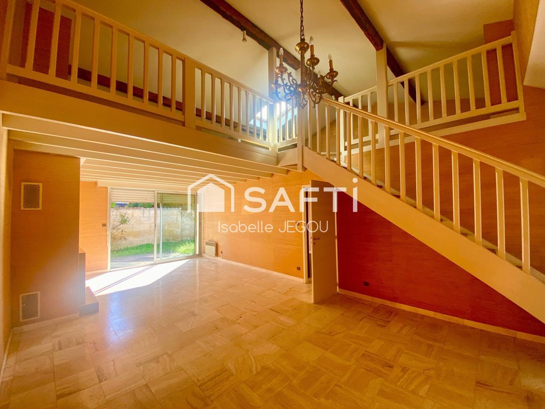 House in Bordeaux, Nouvelle-Aquitaine, France 2 - 15536290