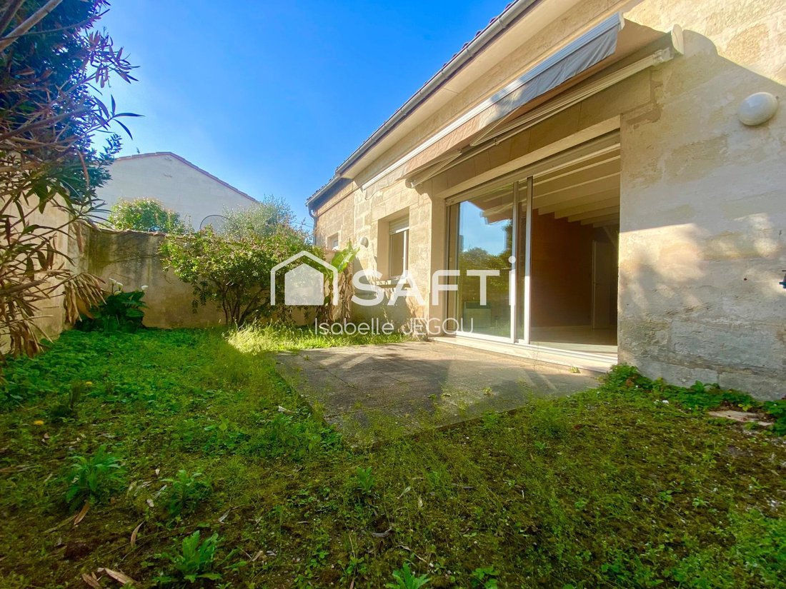 House in Bordeaux, Nouvelle-Aquitaine, France 1 - 15536290
