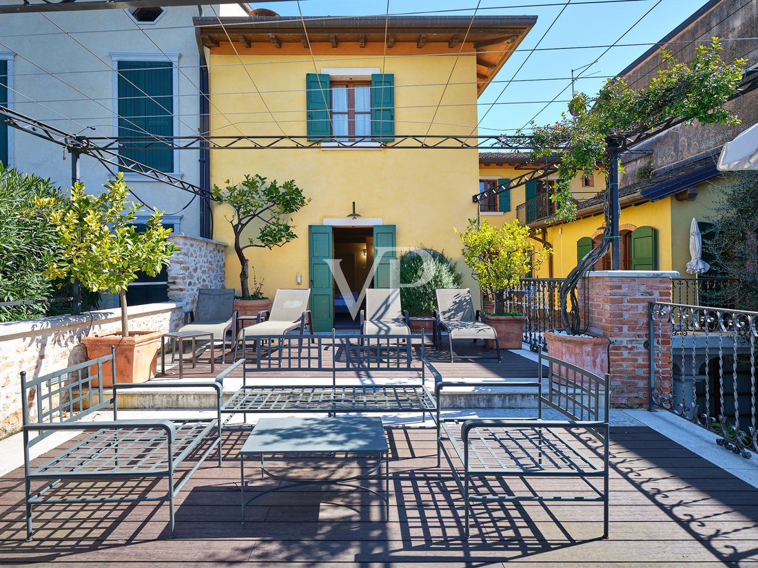 Maison de ville à Torri del Benaco, Vénétie, Italie 3 - 15535235