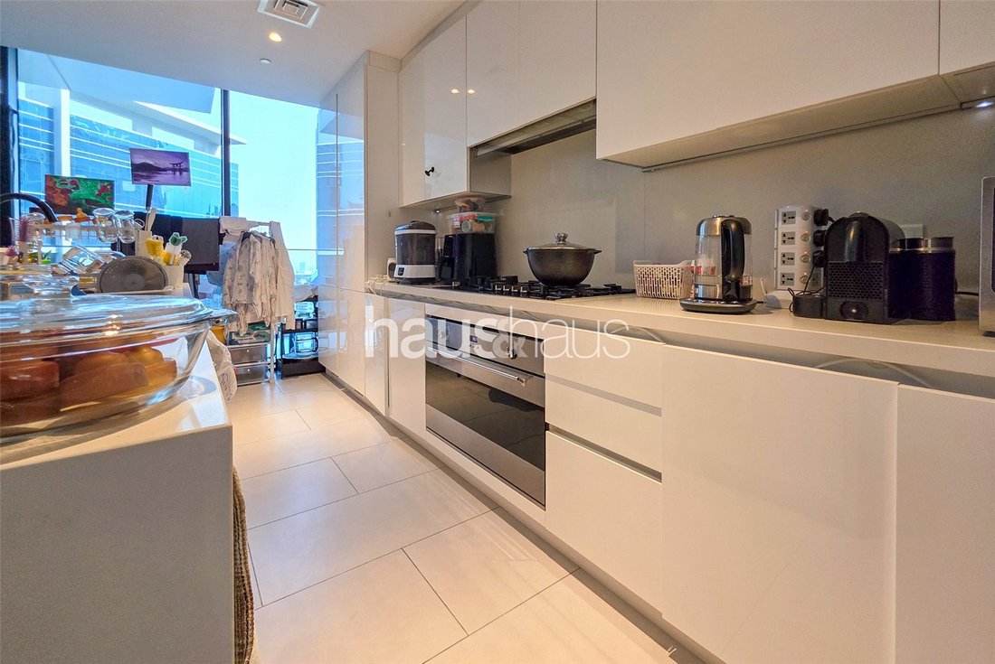Apartment in Dubai, Dubai, United Arab Emirates 5 - 15535092
