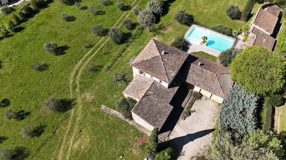 Villa in Flayosc, Provence-Alpes-Côte d'Azur, France 2 - 15536136