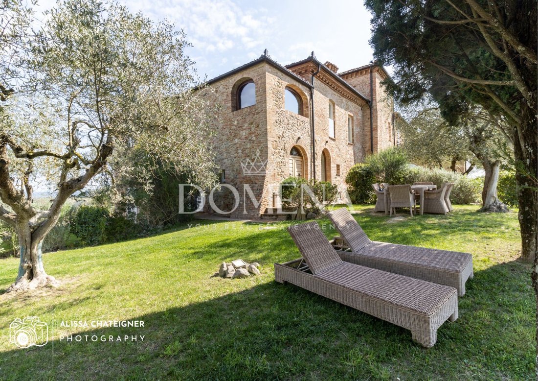 Apartment in San Gimignano, Tuscany, Italy 2 - 15535931