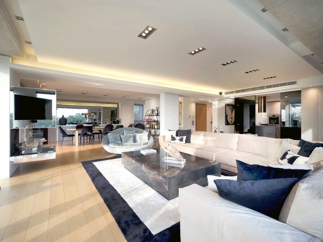 Apartment in Vouliagmeni, Attica, Greece 1 - 15537047