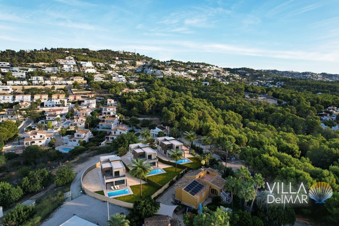 Villa in Calp / Calpe, Valencian Community, Spain 2 - 15537809