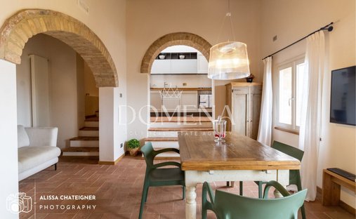 Apartment in San Gimignano, Tuscany, Italy 1