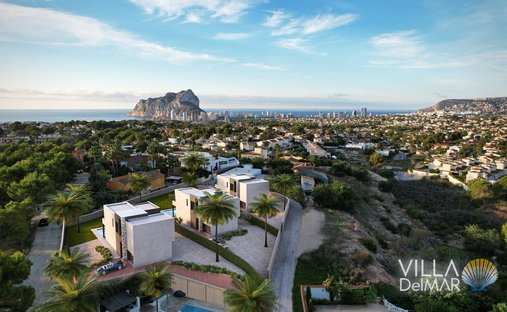 Villa in Calp / Calpe, Valencian Community, Spain 1