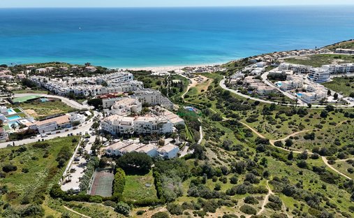 Apartment in Praia De Porto Mós, Sao Goncalo de Lagos, Algarve 1